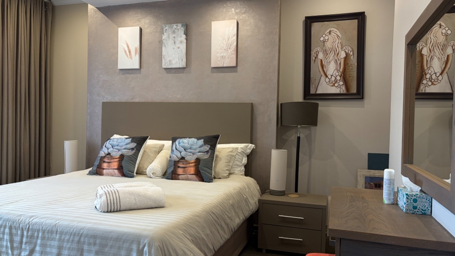 4 Bedroom Property for Sale in Grimbeeck Park North West